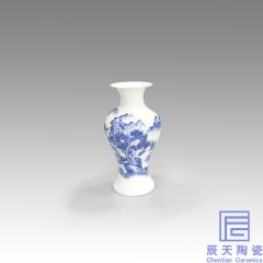 <b>青花陶瓷小花瓶廠(chǎng)家  手繪小花瓶?jī)r(jià)格</b>